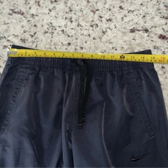 Nike Size Large Navy Blue Slim Fit Woven Lightweight Jogger 934592-010 Nylon Men - Picture 6 of 7
